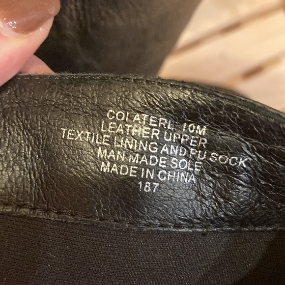 Black leather pull on boots - Picture 2 of 3